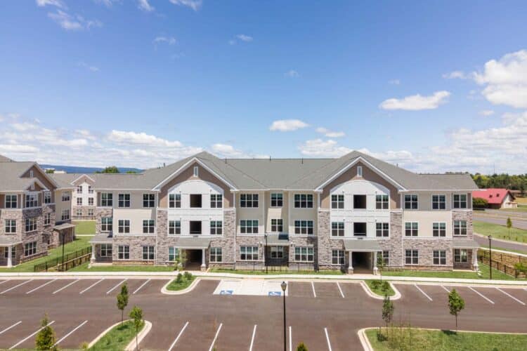 Crestwood Manor Exterior